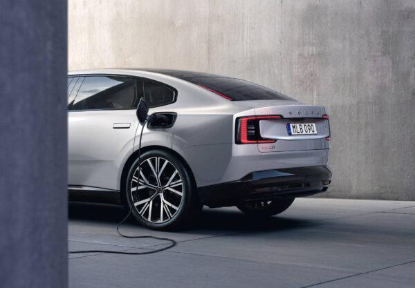 Volvo ES90